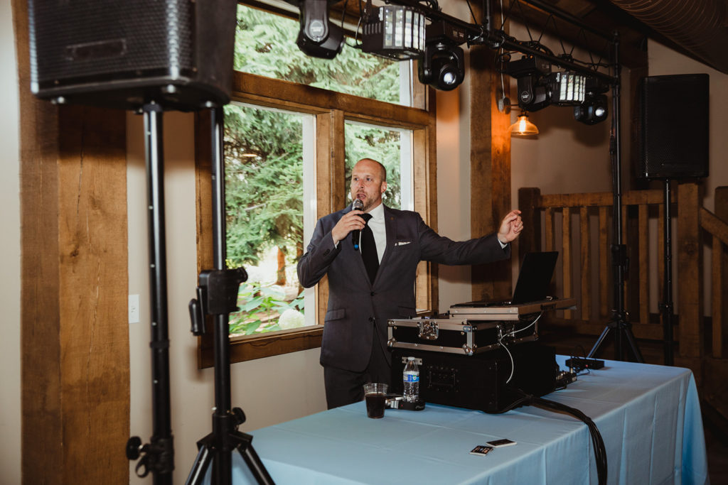 Brett from Motor City HDJ pumping the crowd up at a wedding at Pine Tree Barn in Flushing Michigan. My first podcast interview.
