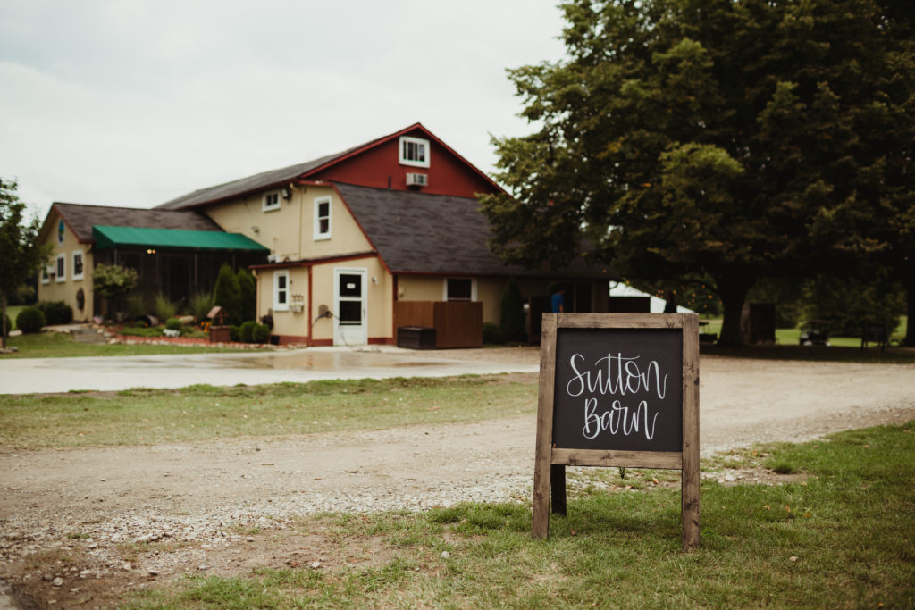 Sutton Barn Wedding Venue in Whitmore Lake Michigan. 